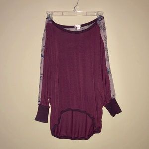 💜PLUM TOP W/ LONG BACK💜